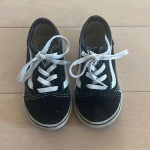 Vans old skools black suede lace ups toddler 7